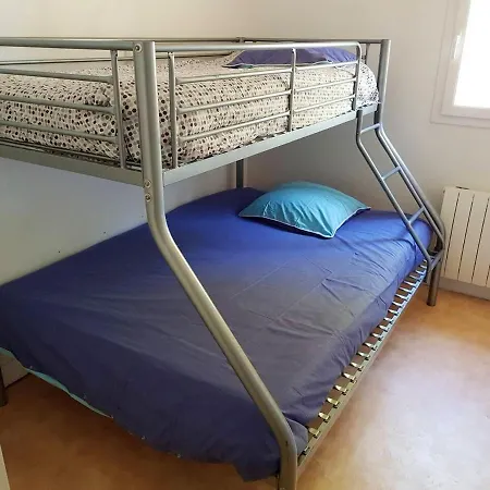 Vakantiehuis Maison Cosy Avec Vue Sur Le A Piscine Partagee
