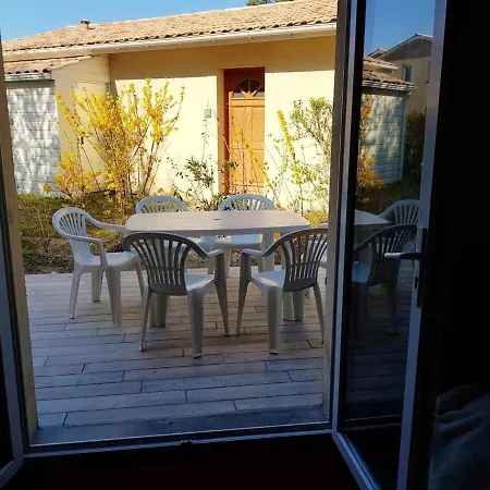 Holiday home Maison Cosy Avec Vue Sur Le A Piscine Partagee Hourtin