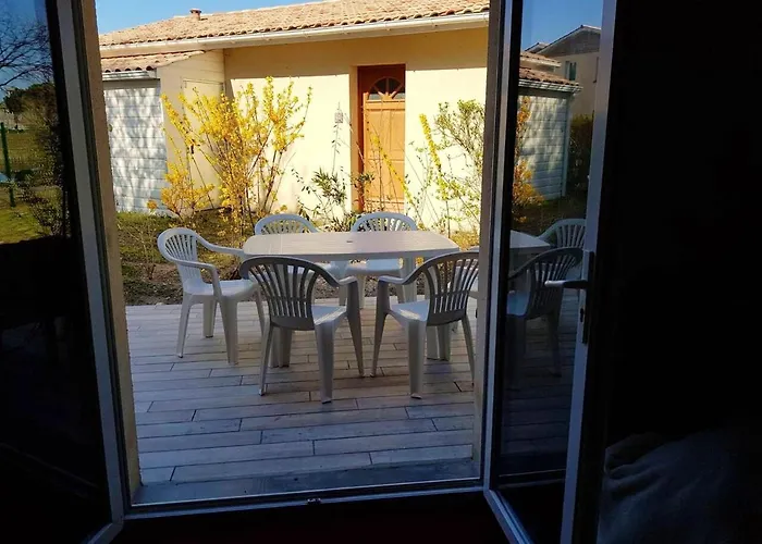 Ferienhaus Maison Confortable A 33 M² Avec Terrasse Hourtin